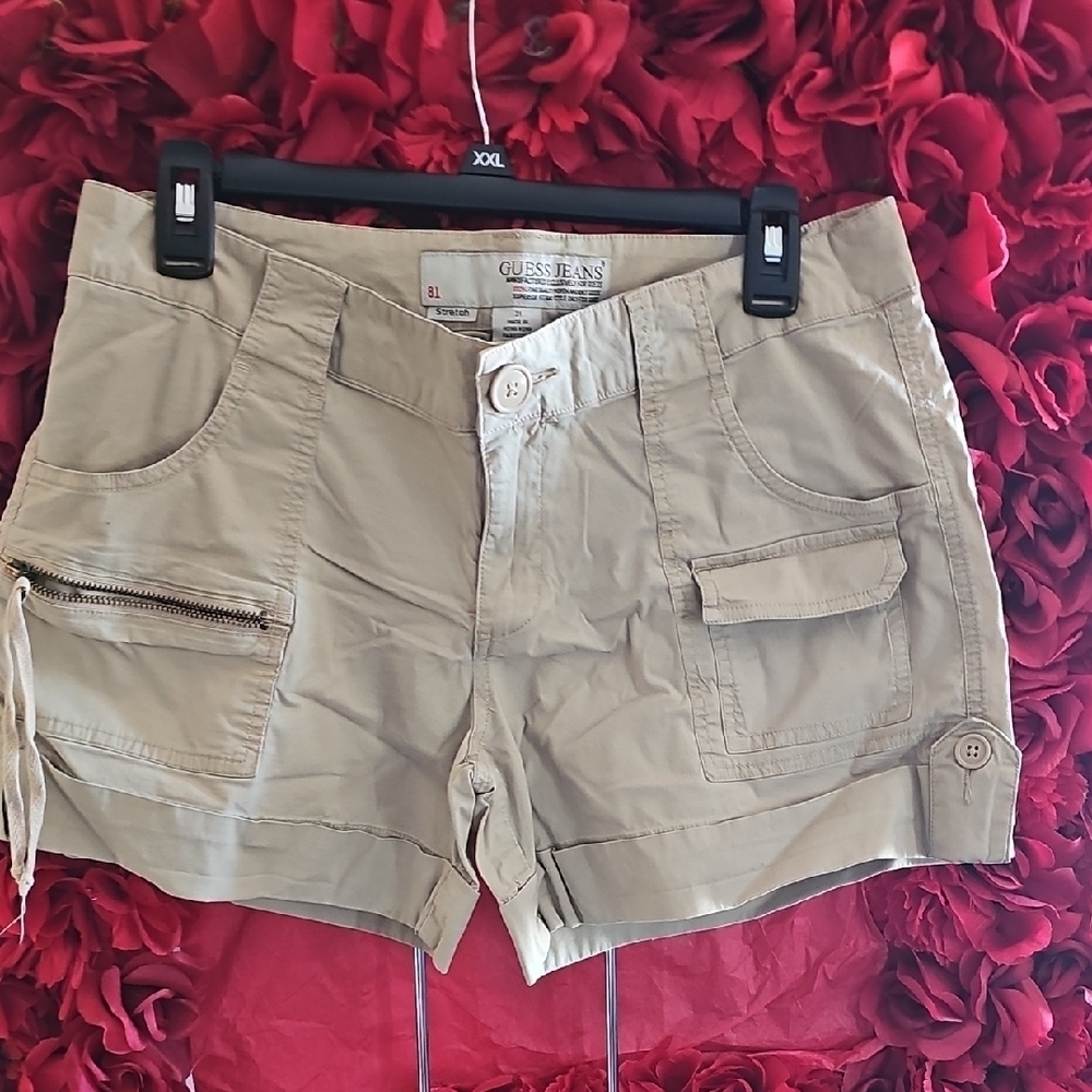 GUESS Women's Tan Cargo Shorts Size 31 Like New